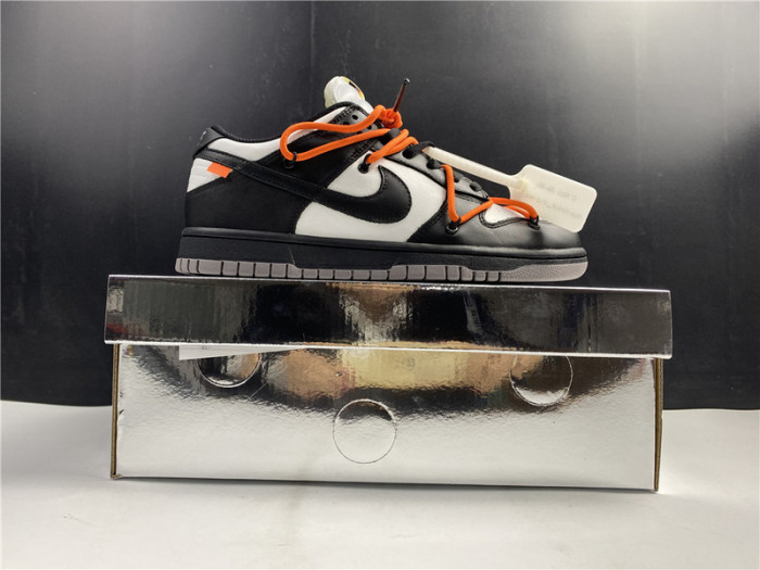 ofw x nike dunk low ct0856 -001