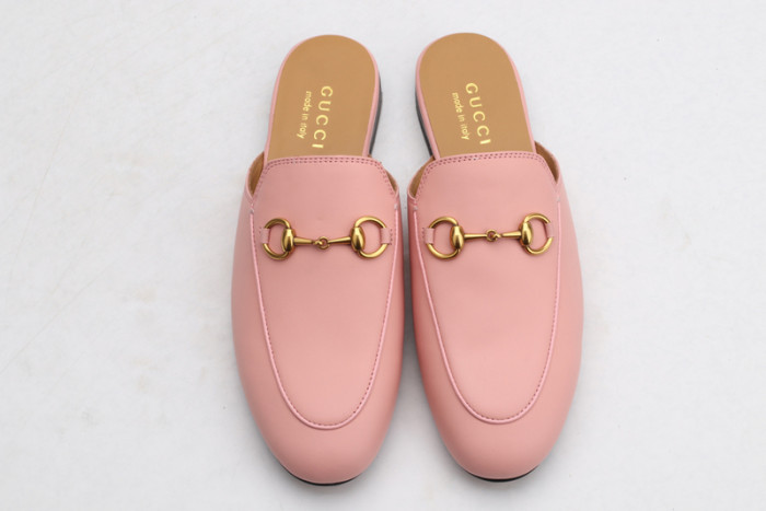 guc loafer