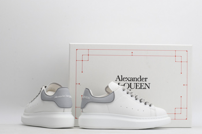 alex mcqu sneakers