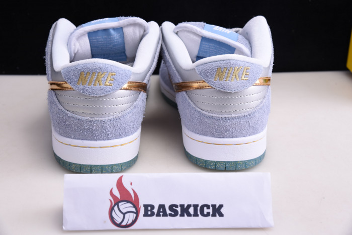 sean cliver x nike sb dunk low dc9936-100