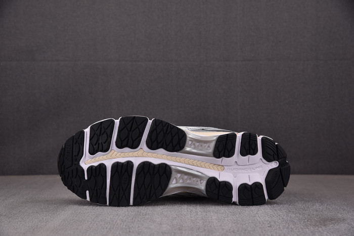 kith ronnie fieg x As1cs gel-kahana 12.1 "knicks" 1203a555-101