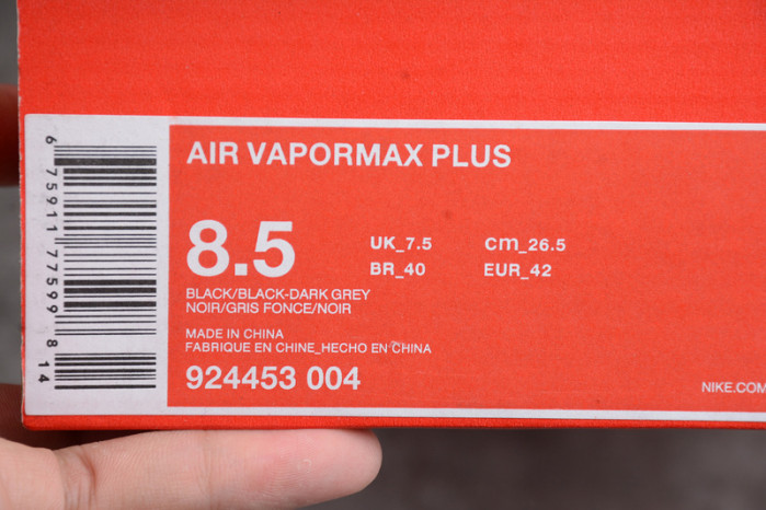 nike air vapormax plus triple black 924453-004