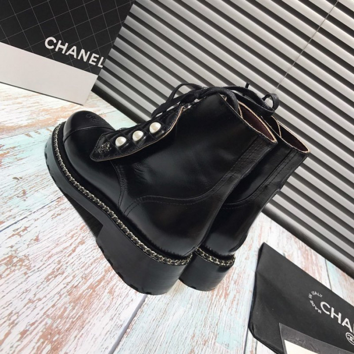 CN ANKLE BOOTS