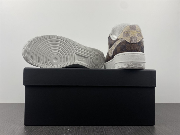 nike air force 1 sneaker