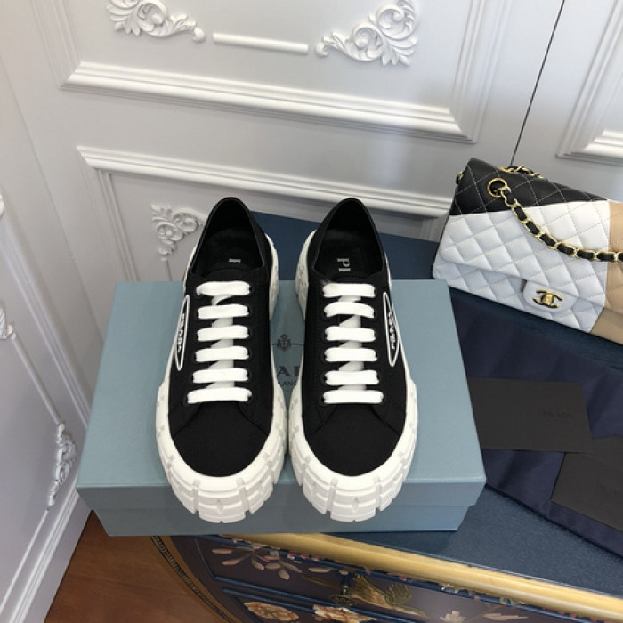 prad sneakers