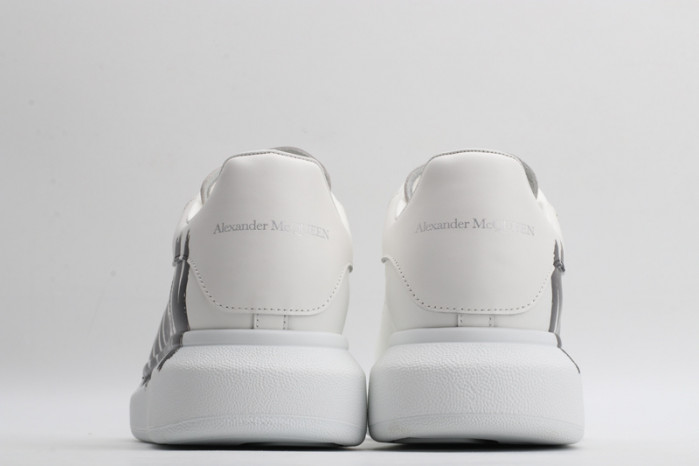 alex mcqu sneakers