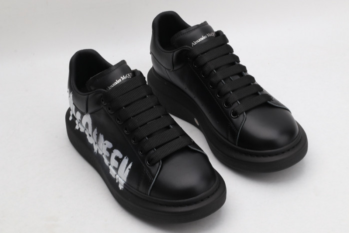 alex mcqu sneakers