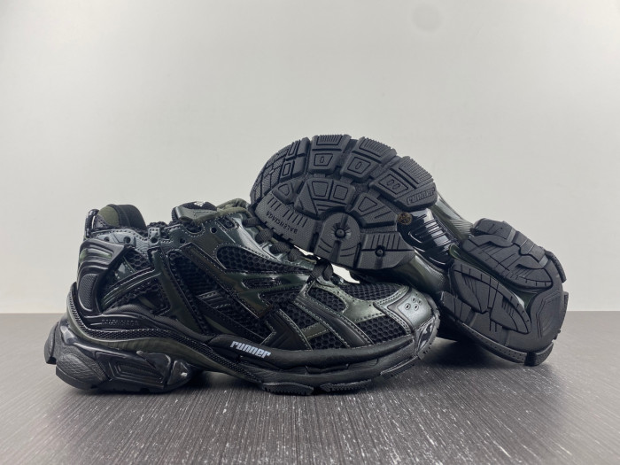 bl runner trainers sneakers