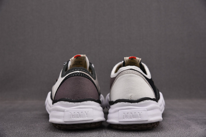 Ma*s*n mihara yasuhiro sneaker