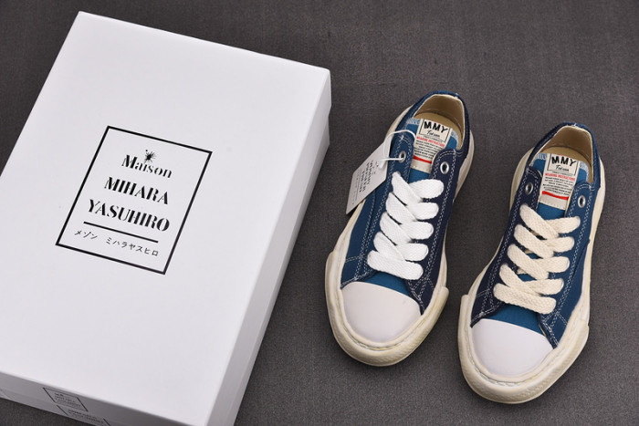 Ma*s*n mihara yasuhiro sneaker