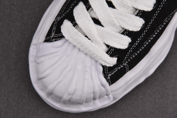 Ma*s*n mihara yasuhiro sneaker