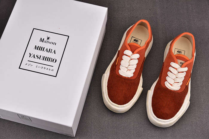 Ma*s*n mihara yasuhiro sneaker