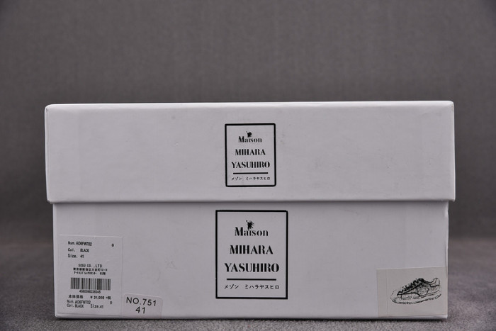 Ma*s*n mihara yasuhiro sneaker