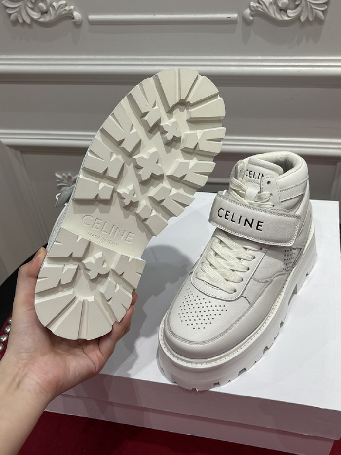 clin sneaker