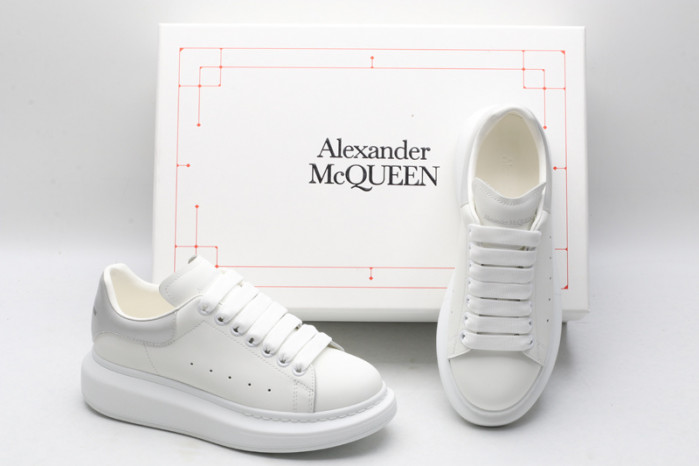 alex mcqu sneakers