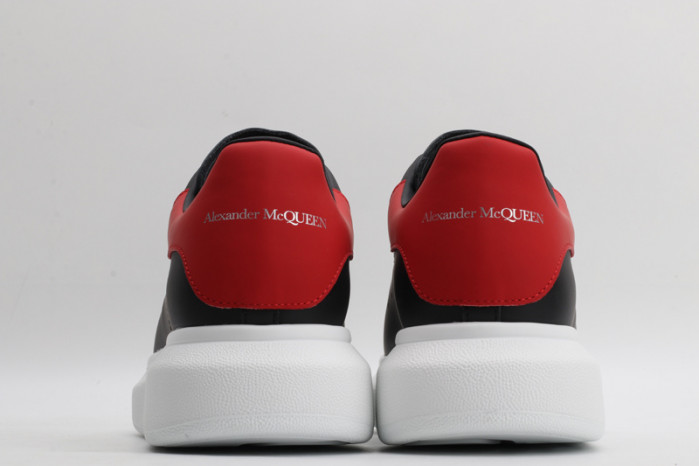 alex mcqu sneakers