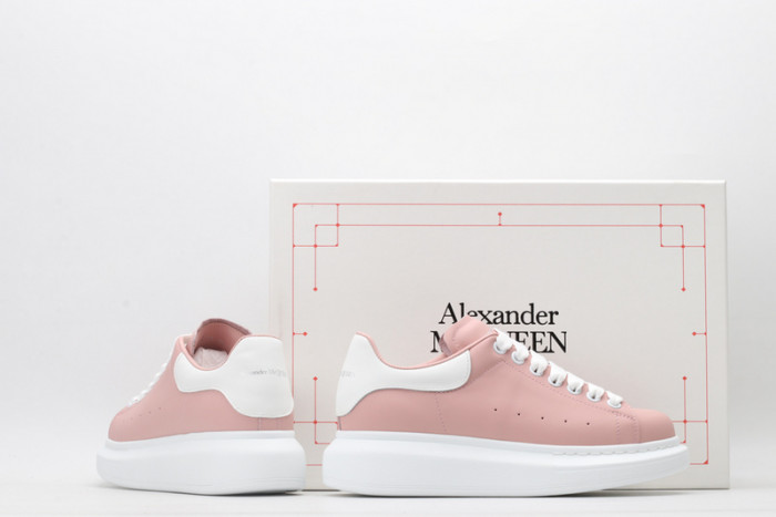 alex mcqu sneakers