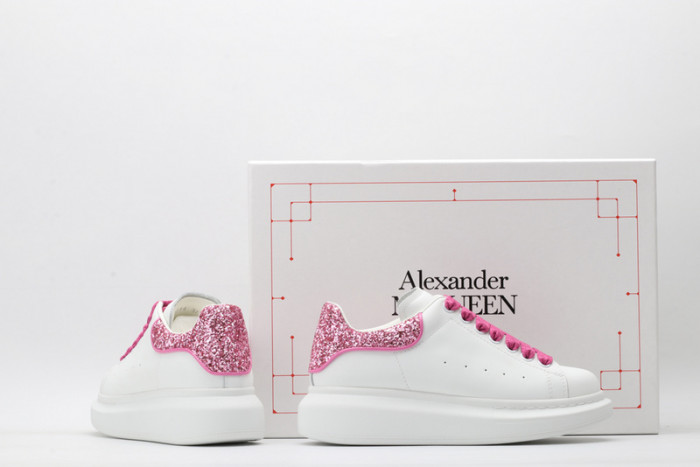 alex mcqu sneakers