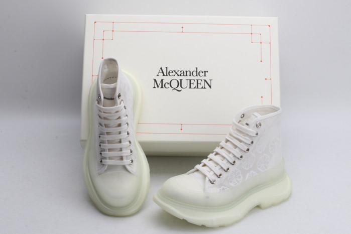 alex mcqu sneakers