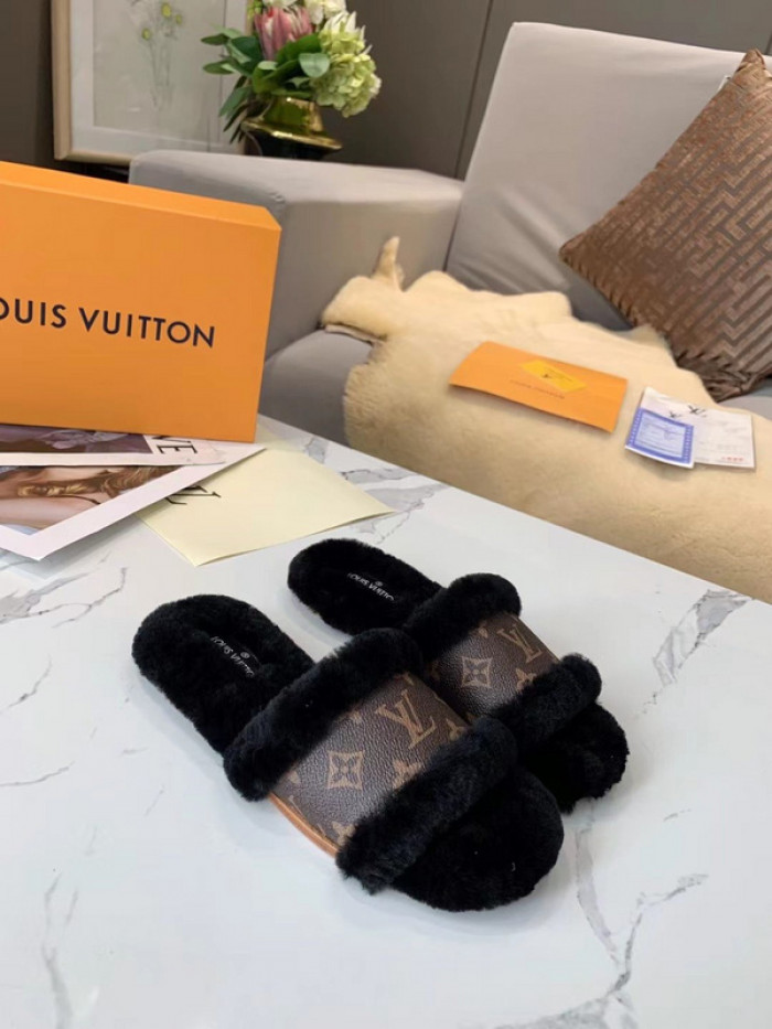 lovt slippers