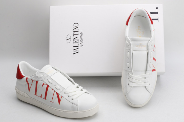 v*lentino sneaker