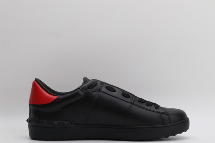 v*lentino sneaker