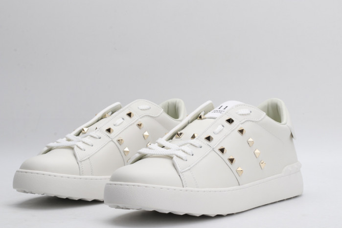 v*lentino sneaker