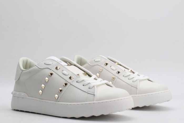 v*lentino sneaker