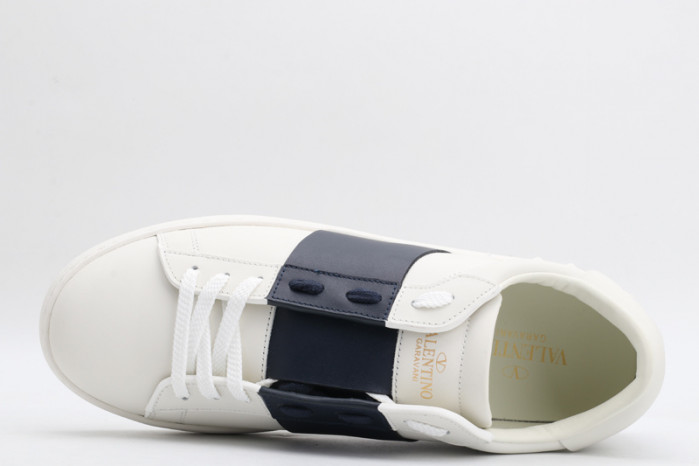 v*lentino sneaker