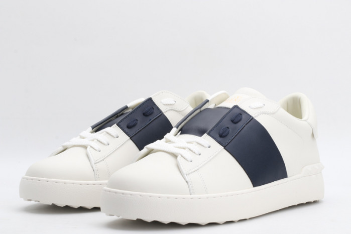v*lentino sneaker