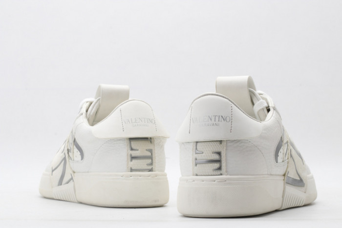 v*lentino sneaker
