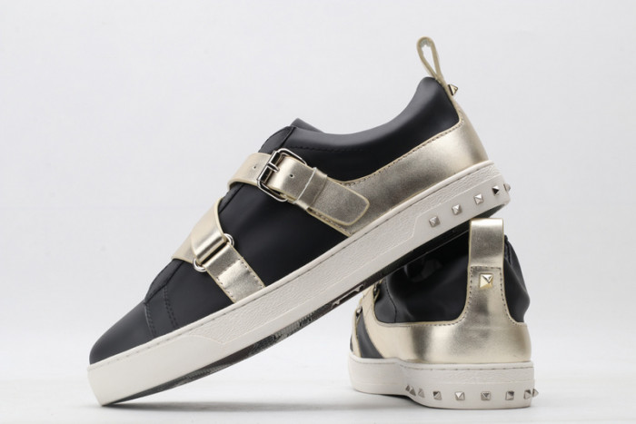 v*lentino sneaker