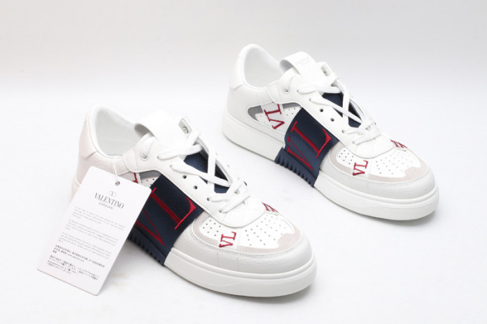 v*lentino sneaker