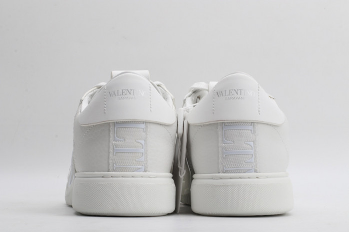 v*lentino sneaker