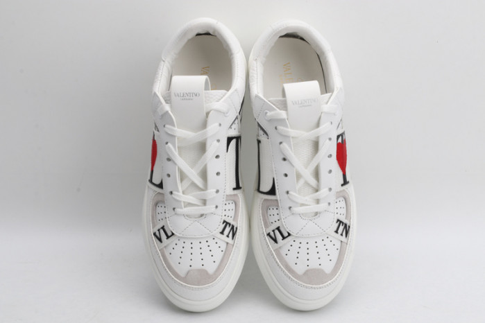 v*lentino sneaker