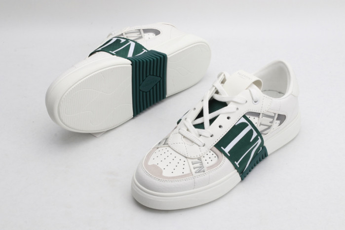 v*lentino sneaker