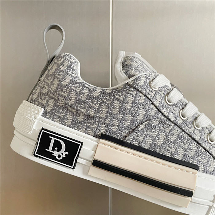 dr b23 sneakers