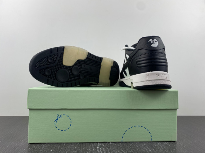 ofw out of office low-top leather sneakers 23053001