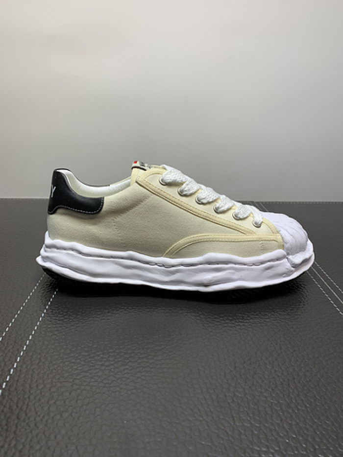 Ma*s*n mihara yasuhiro sneaker