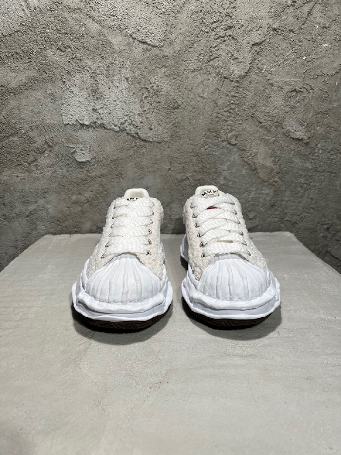 Ma*s*n mihara yasuhiro sneaker