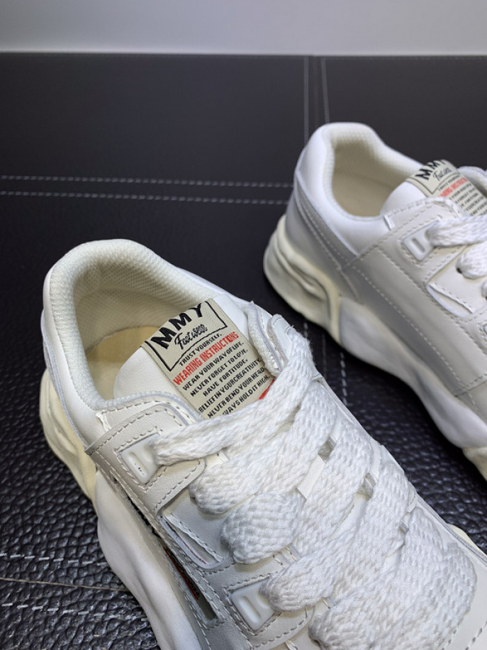 Ma*s*n mihara yasuhiro sneaker