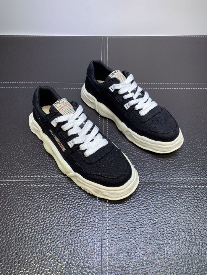 Ma*s*n mihara yasuhiro sneaker
