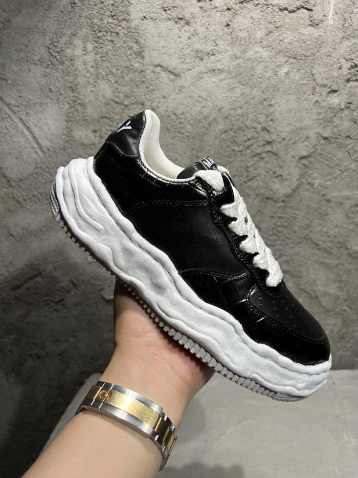 Ma*s*n mihara yasuhiro sneaker