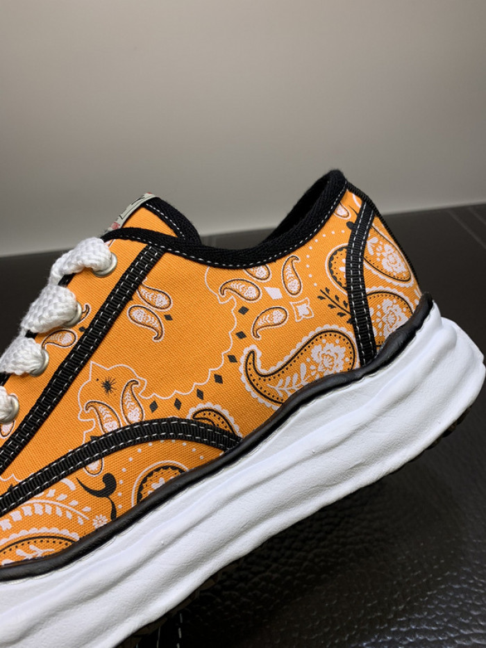 Ma*s*n mihara yasuhiro sneaker