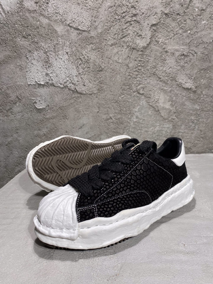 Ma*s*n mihara yasuhiro sneaker