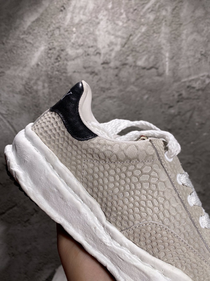Ma*s*n mihara yasuhiro sneaker