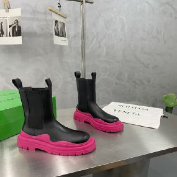 bo*te*ga Ve*ne*ta boots