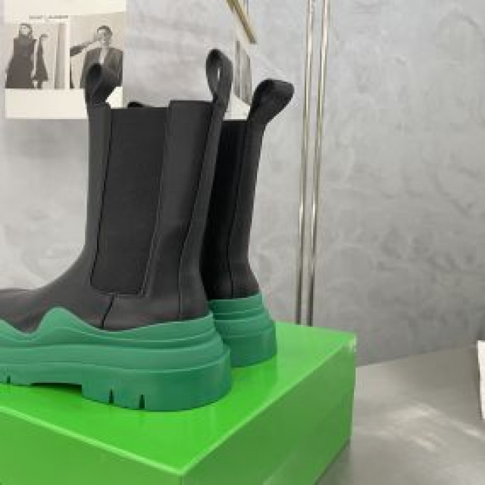 bo*te*ga Ve*ne*ta boots