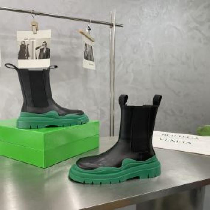 bo*te*ga Ve*ne*ta boots