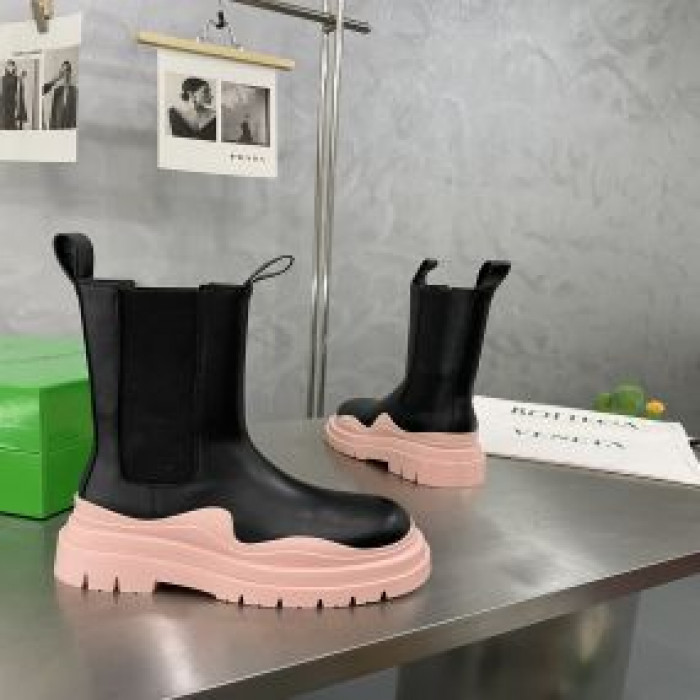 bo*te*ga Ve*ne*ta boots